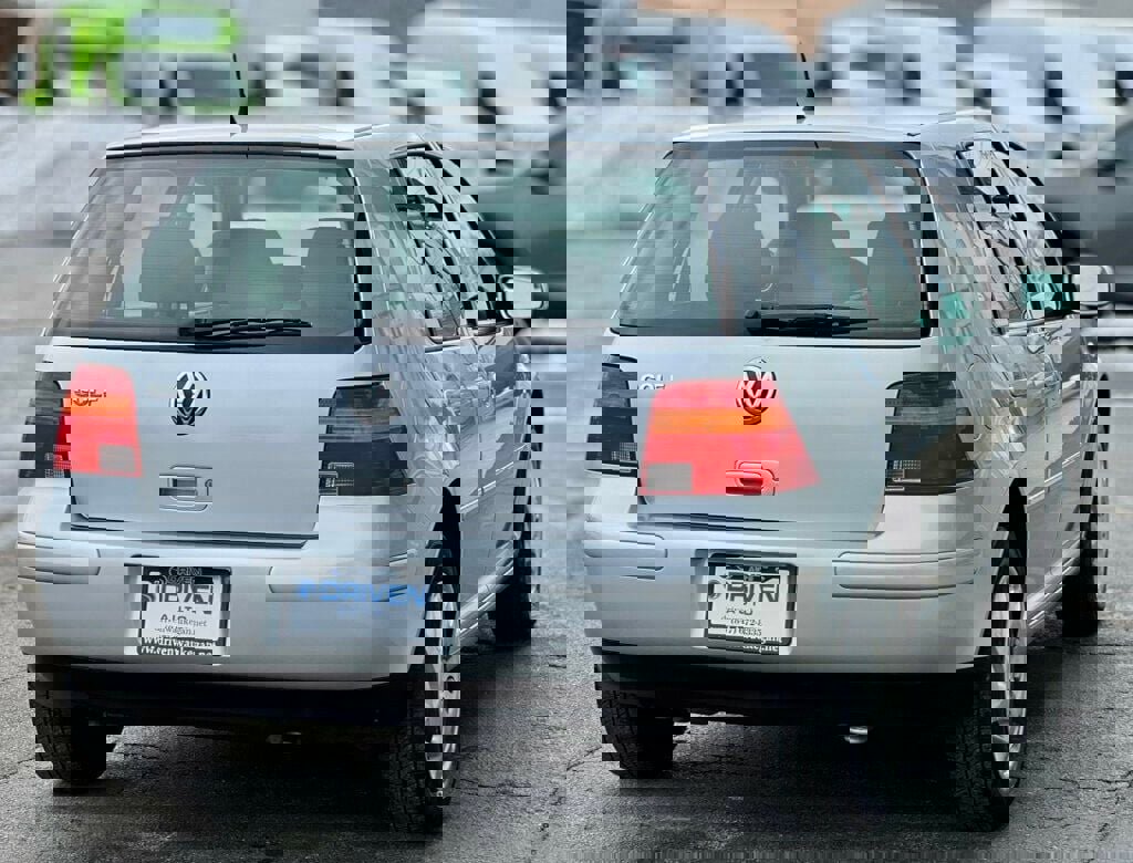 Used 2005 Volkswagen Golf GL image 5