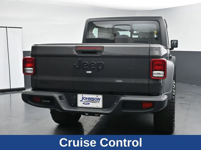 Used 2024 Jeep Gladiator Sport AWD/4WD image 11