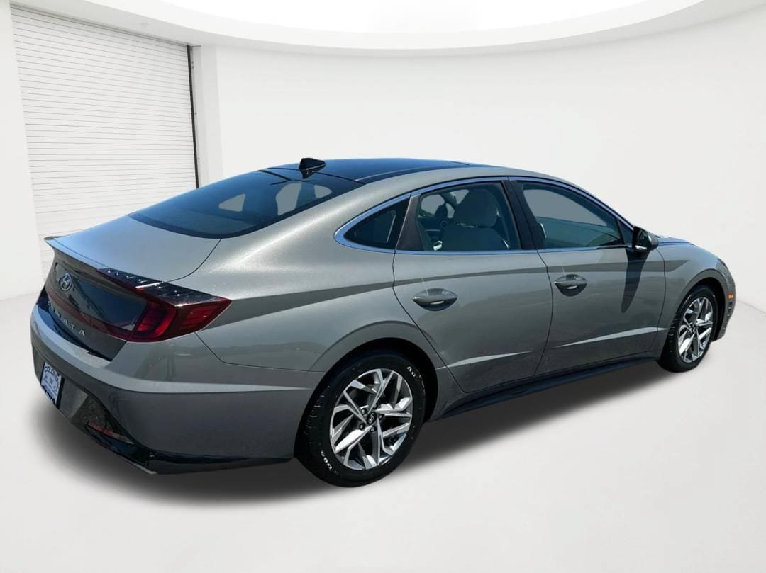 Used 2023 Hyundai Sonata SEL w/ Convenience Package FWD image 5