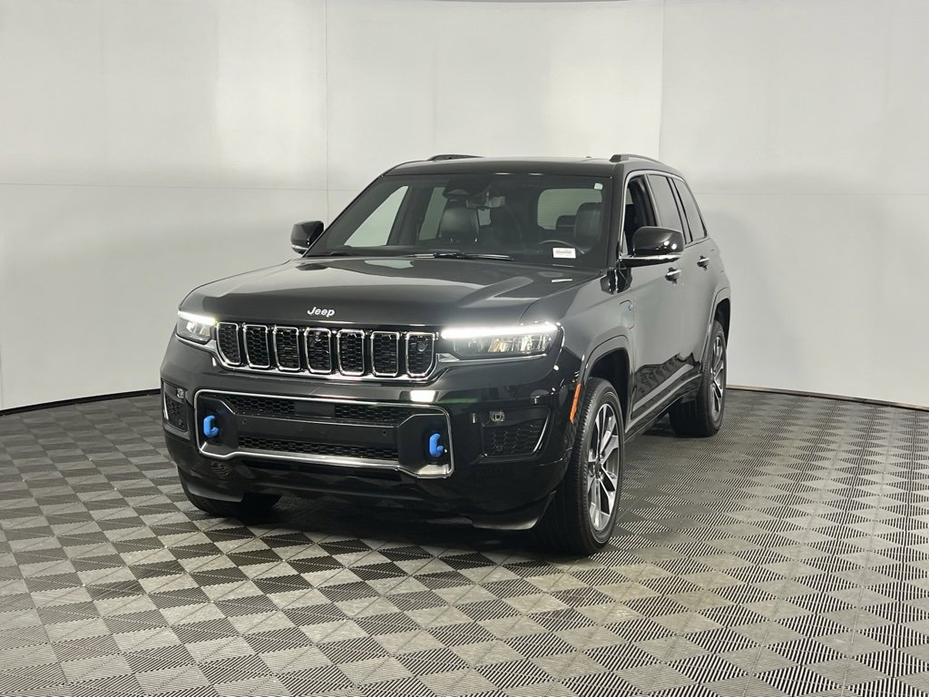 Used 2022 Jeep Grand Cherokee Overland w/ Advanced Protech Group III image 10