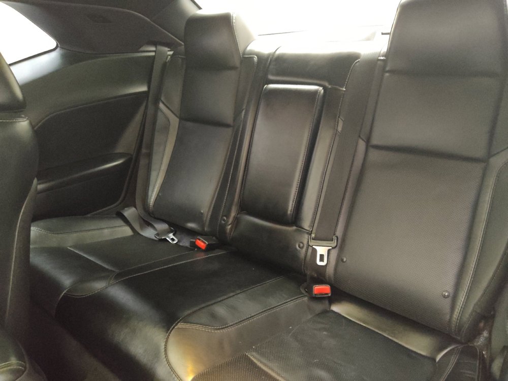 Used 2015 Dodge Challenger SXT Plus image 18