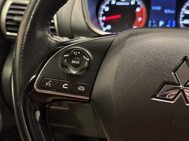 Used 2020 Mitsubishi Eclipse Cross SE FWD image 19