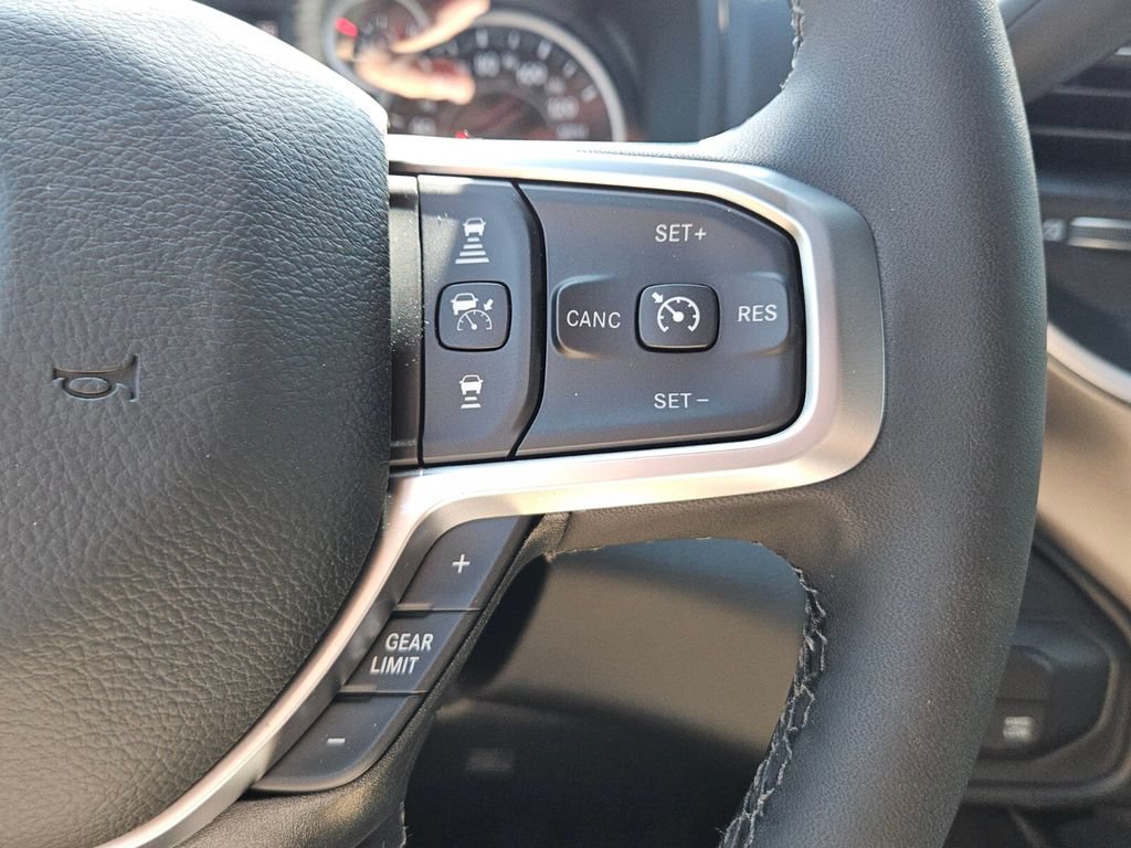 New 2026 RAM 3500 Big Horn AWD/4WD image 22