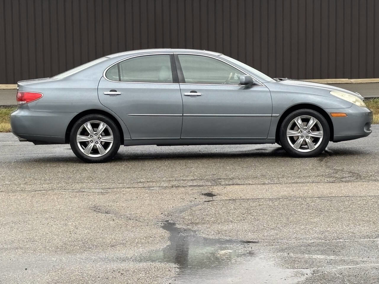 Used 2006 Lexus ES 330 image 2
