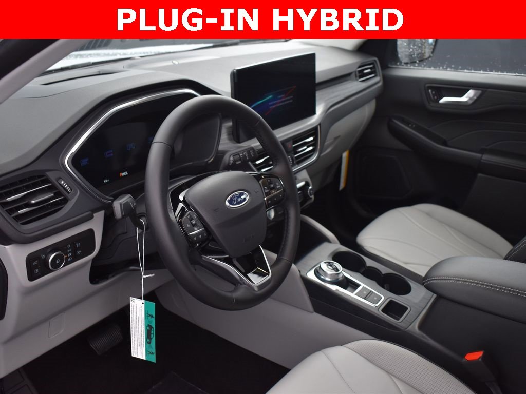 New 2025 Ford Escape SE w/ PHEV Premium Package image 8