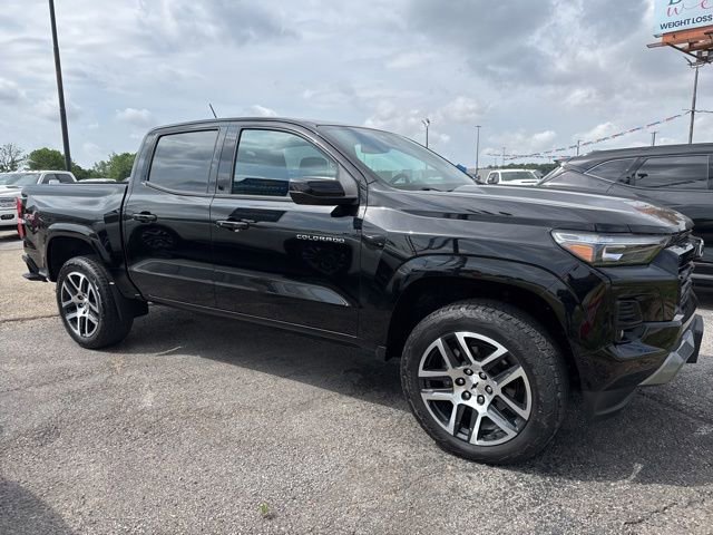 Used 2023 Chevrolet Colorado Z71 w/ Z71 Convenience Package 2 AWD/4WD image 6