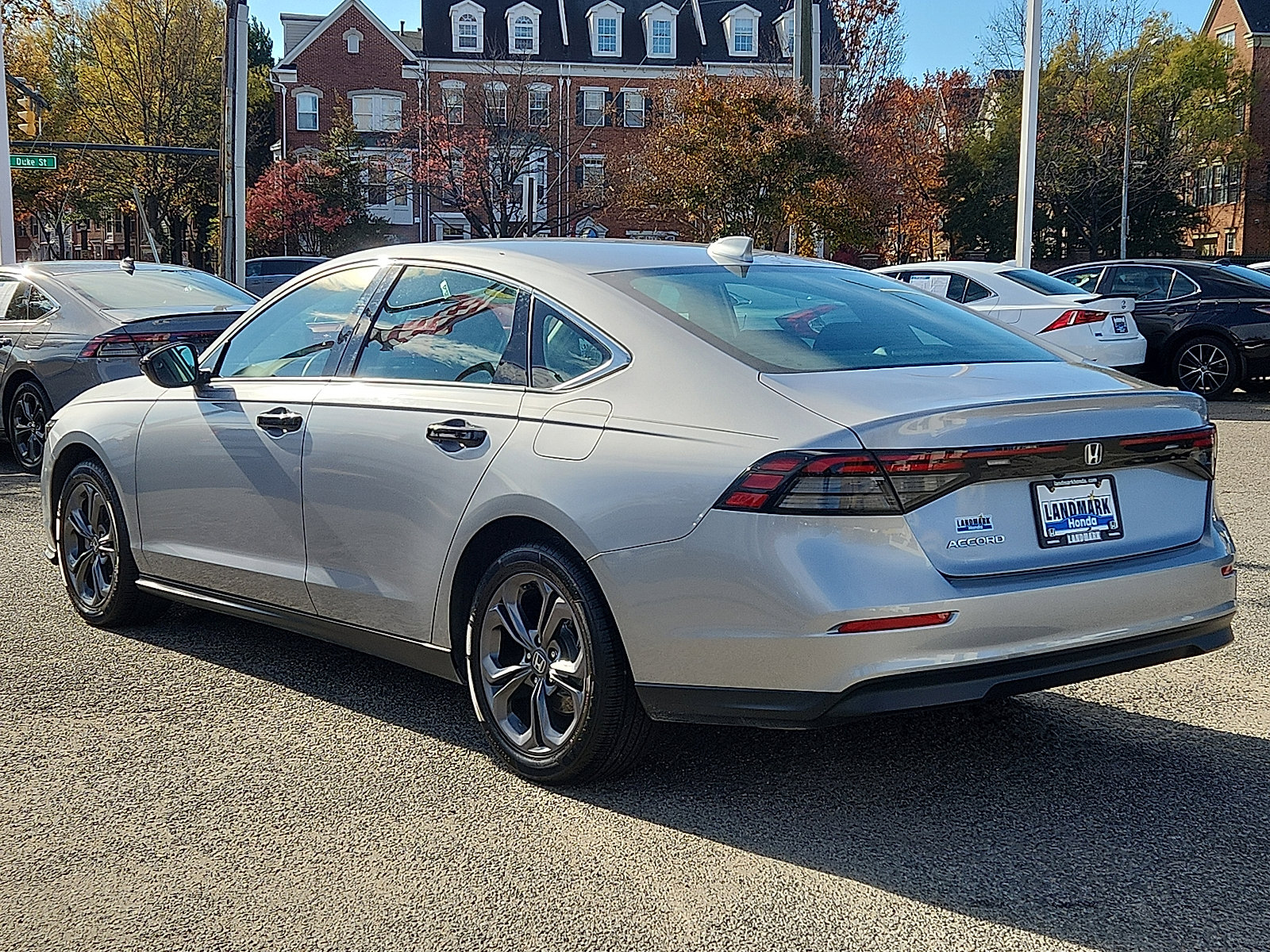 Used 2023 Honda Accord EX image 6