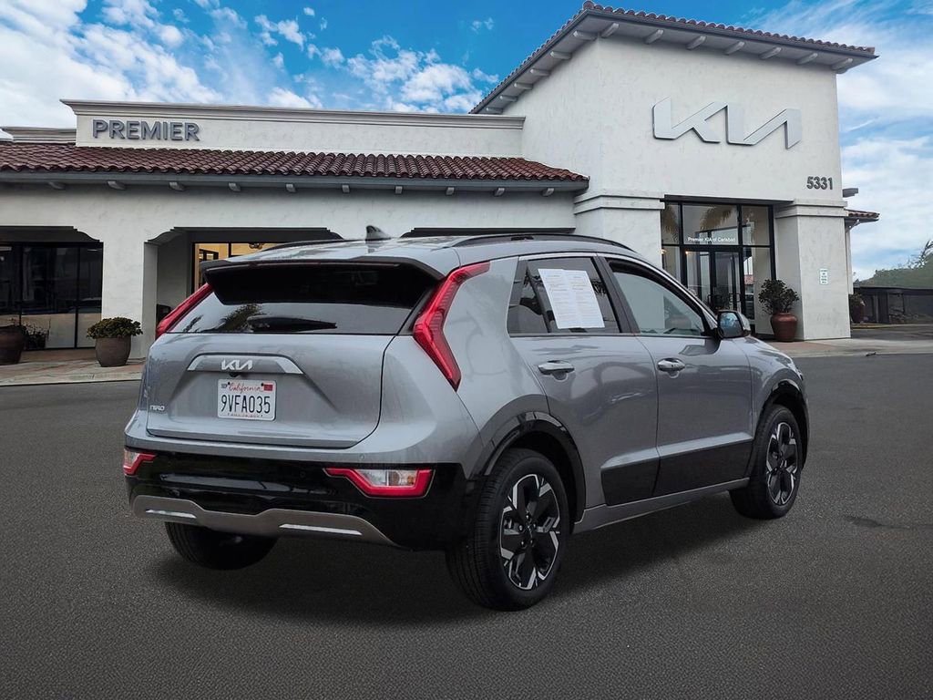Certified 2025 Kia Niro Wind FWD image 8