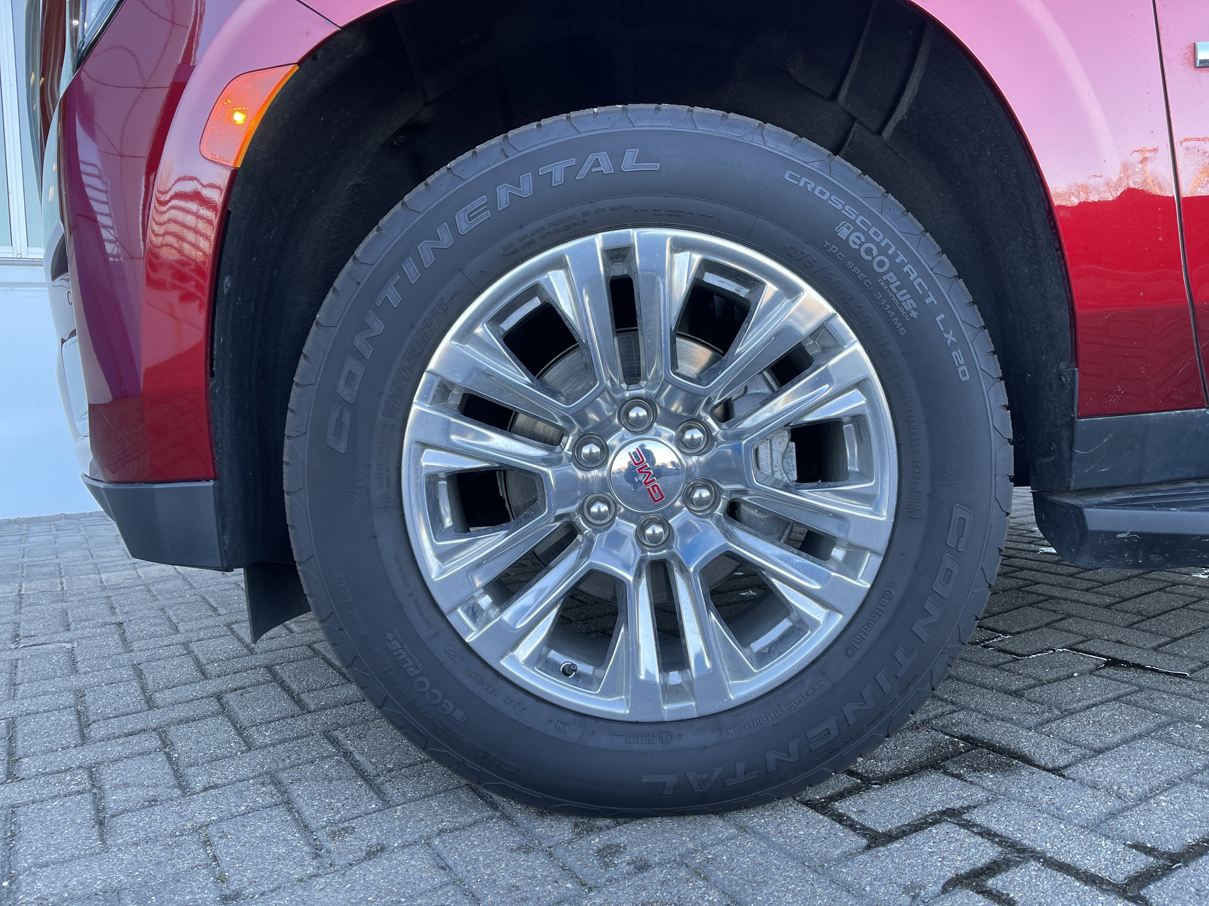 Used 2024 GMC Yukon Denali w/ Max Trailering Package image 11