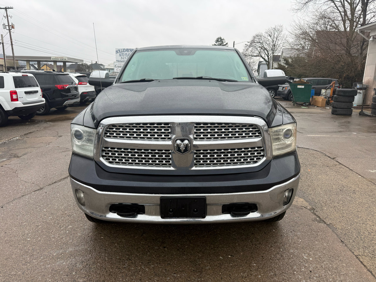 Used 2013 RAM 1500 Laramie w/ Convenience Group image 2