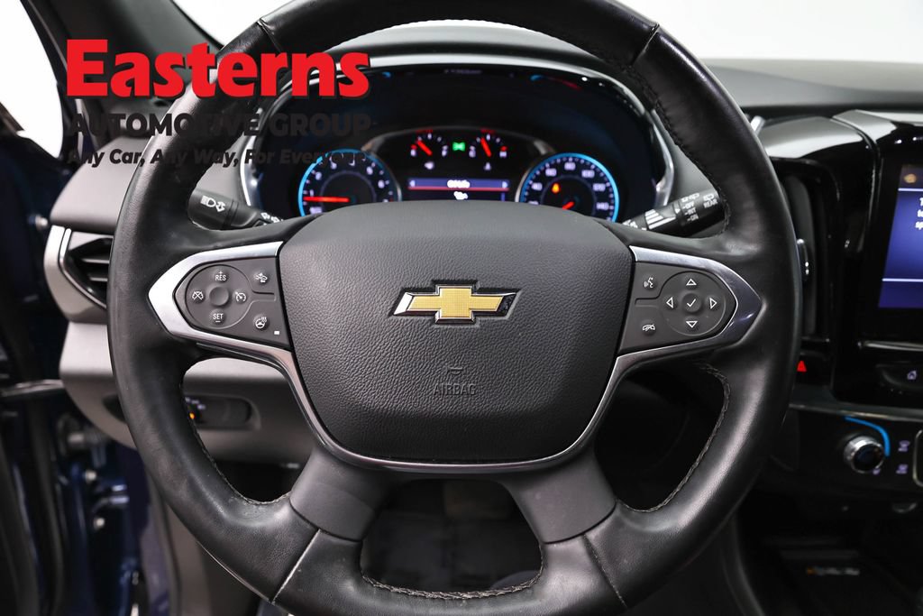 Used 2023 Chevrolet Traverse LT AWD/4WD image 10