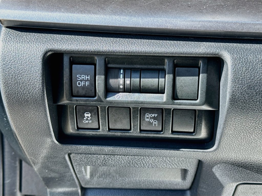 Used 2018 Subaru Crosstrek 2.0i Limited AWD/4WD image 10