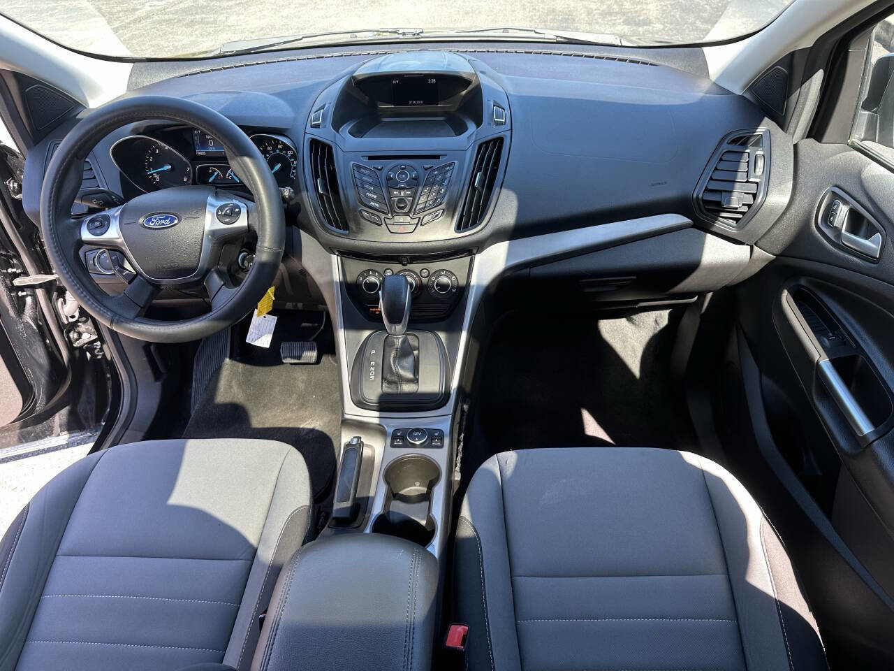 Used 2016 Ford Escape SE w/ SE Cold Weather Package image 15