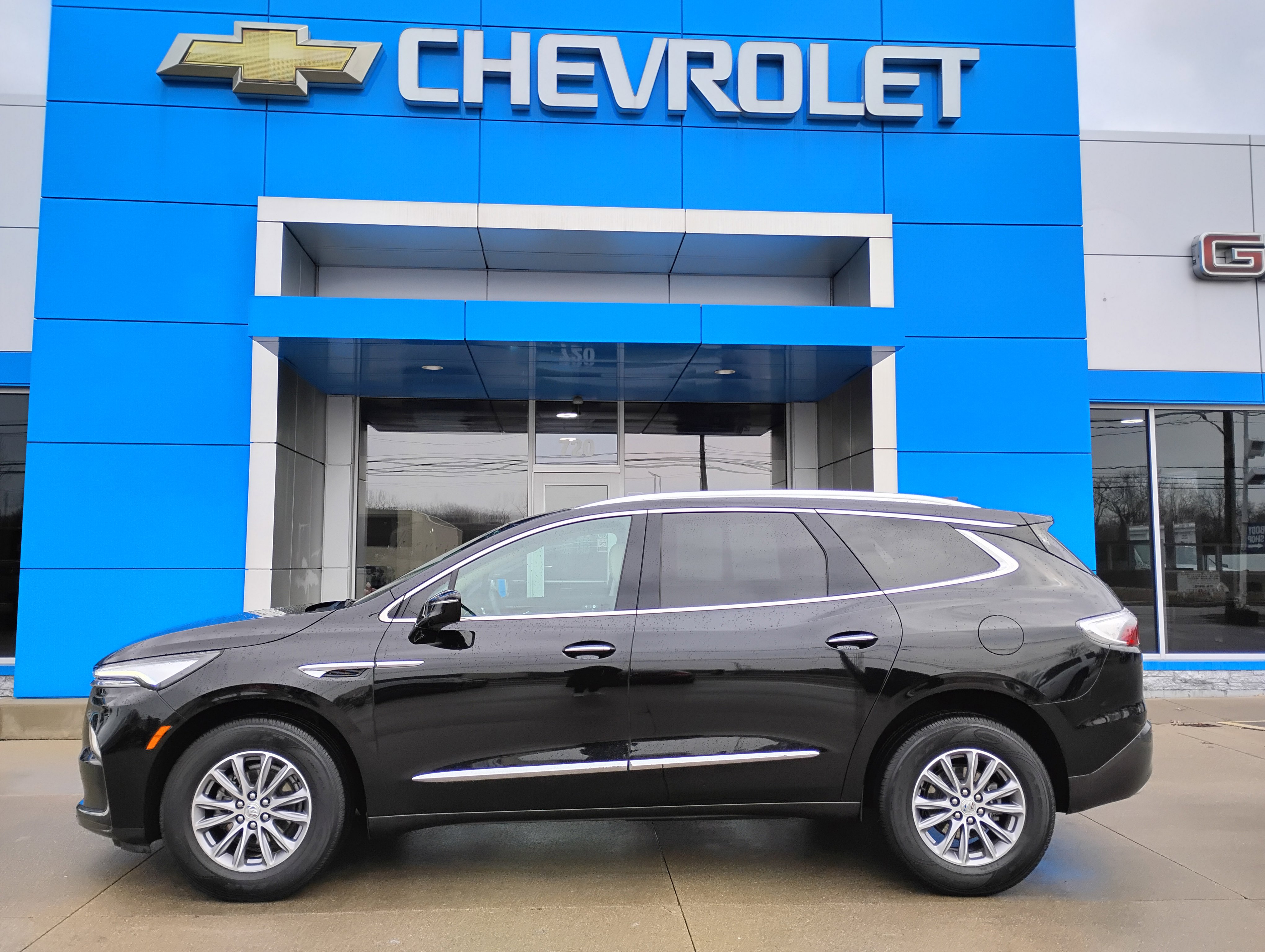 Used 2024 Buick Enclave Essence w/ Trailering Package, 5000 lbs. image 32