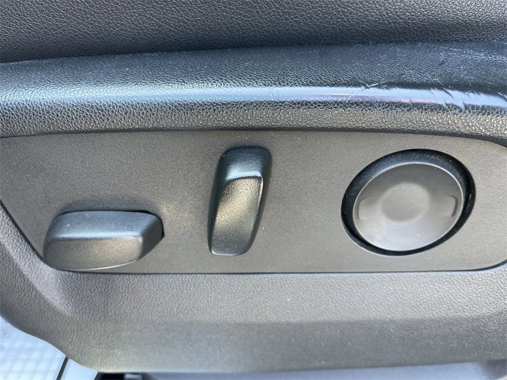 Used 2022 Chevrolet Silverado 1500 LTZ w/ LTZ Premium Package image 12