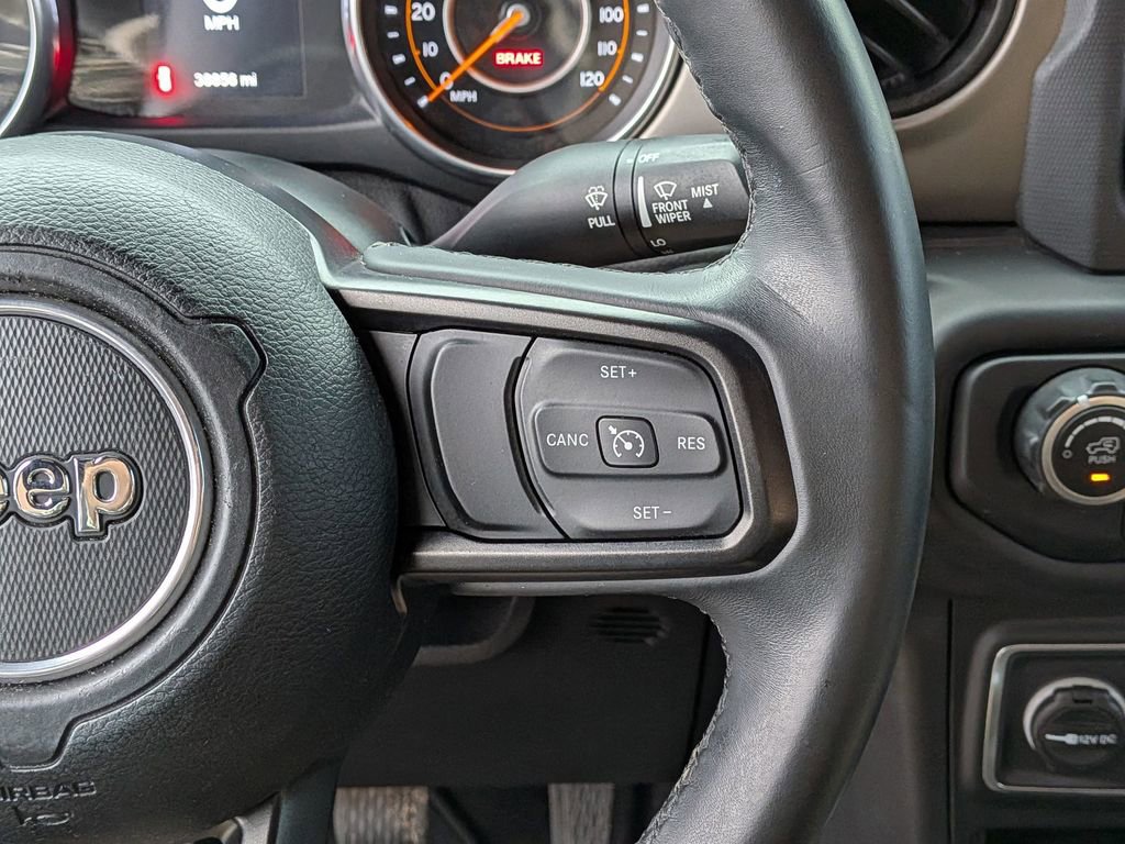 Used 2018 Jeep Wrangler Sport AWD/4WD image 18