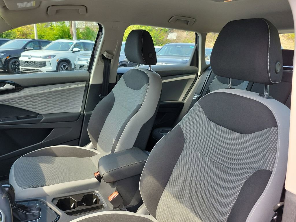 Used 2023 Volkswagen Taos S image 19