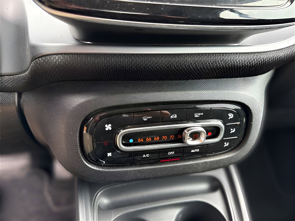 Used 2019 smart fortwo electric drive image 18