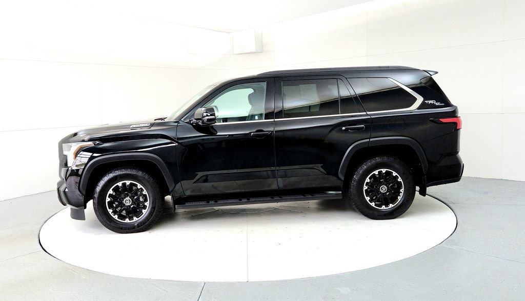Certified 2024 Toyota Sequoia SR5 w/ TRD Off-Road Package AWD/4WD image 3