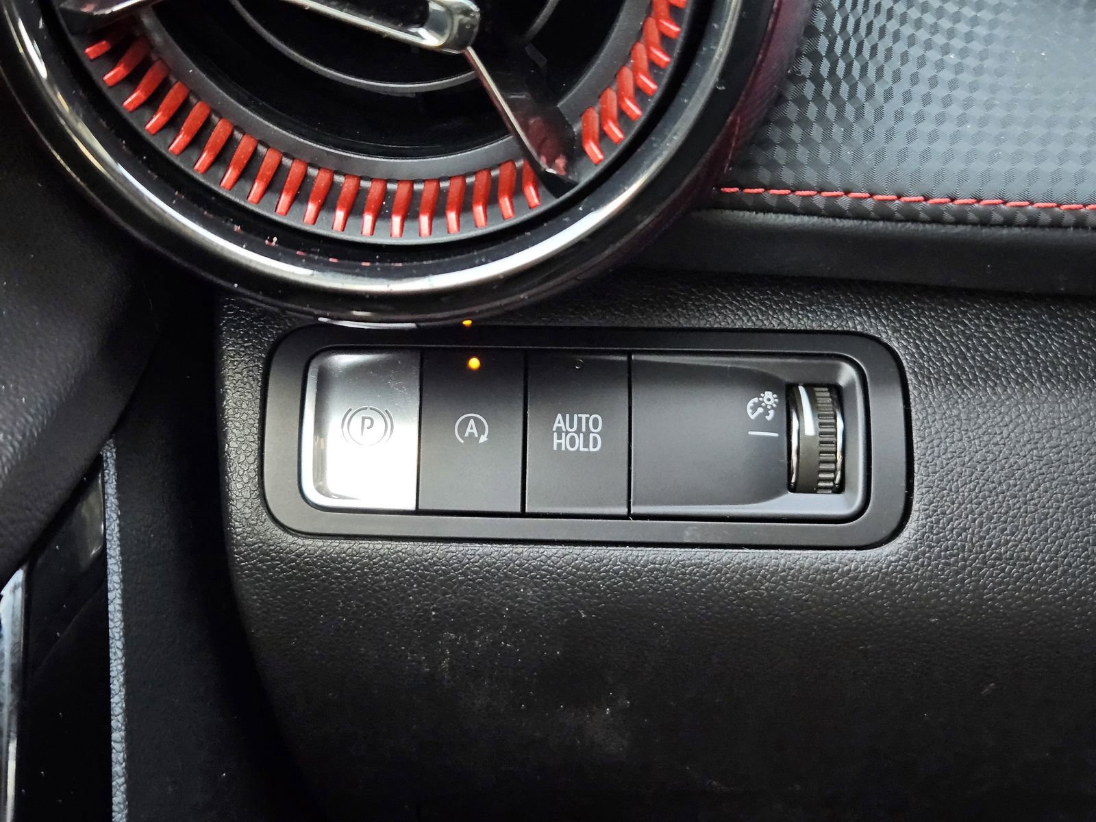 Certified 2025 Chevrolet Equinox RS w/ Safety and Technology Package FWD image 25