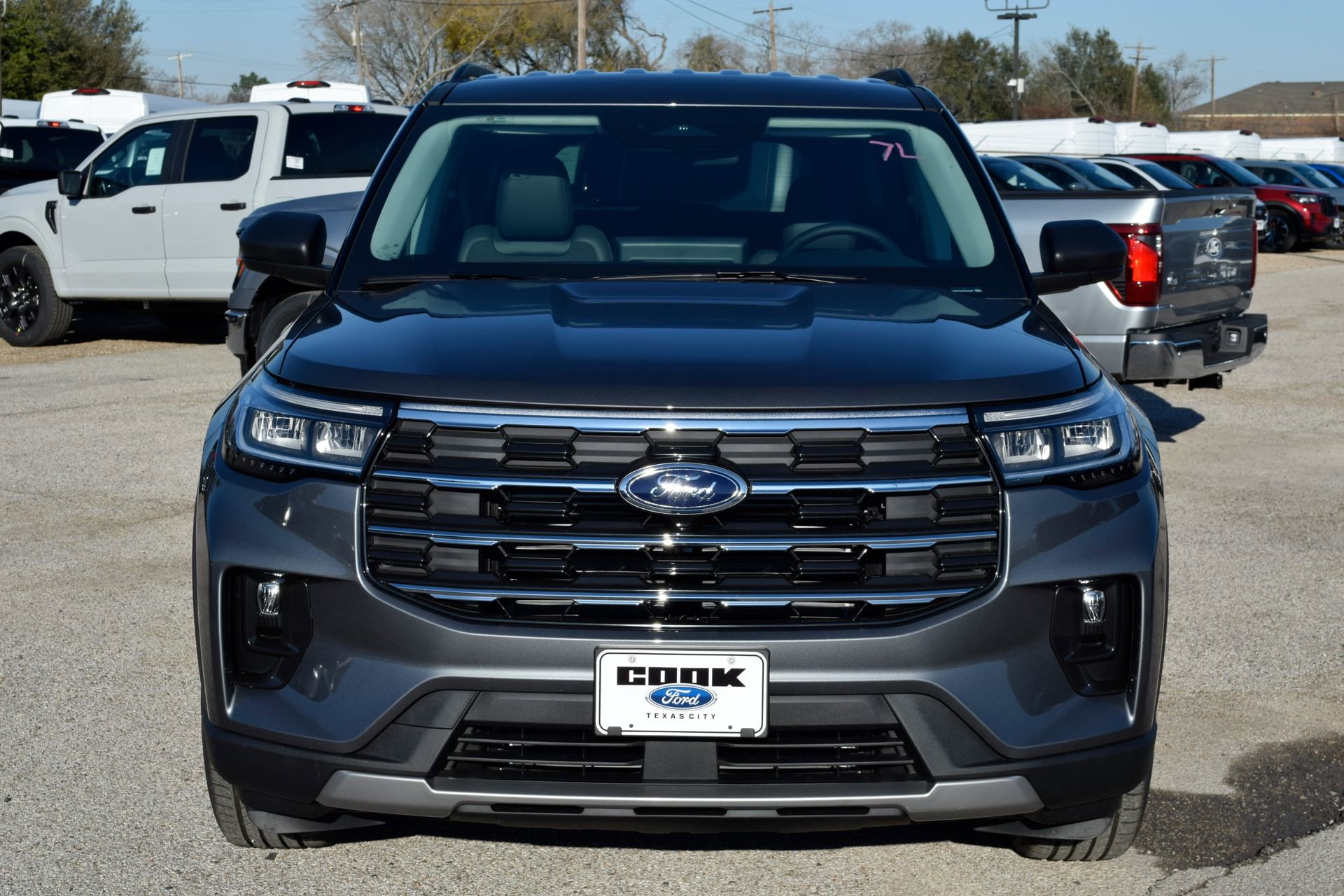 New 2026 Ford Explorer Active w/ Active Comfort Package image 2