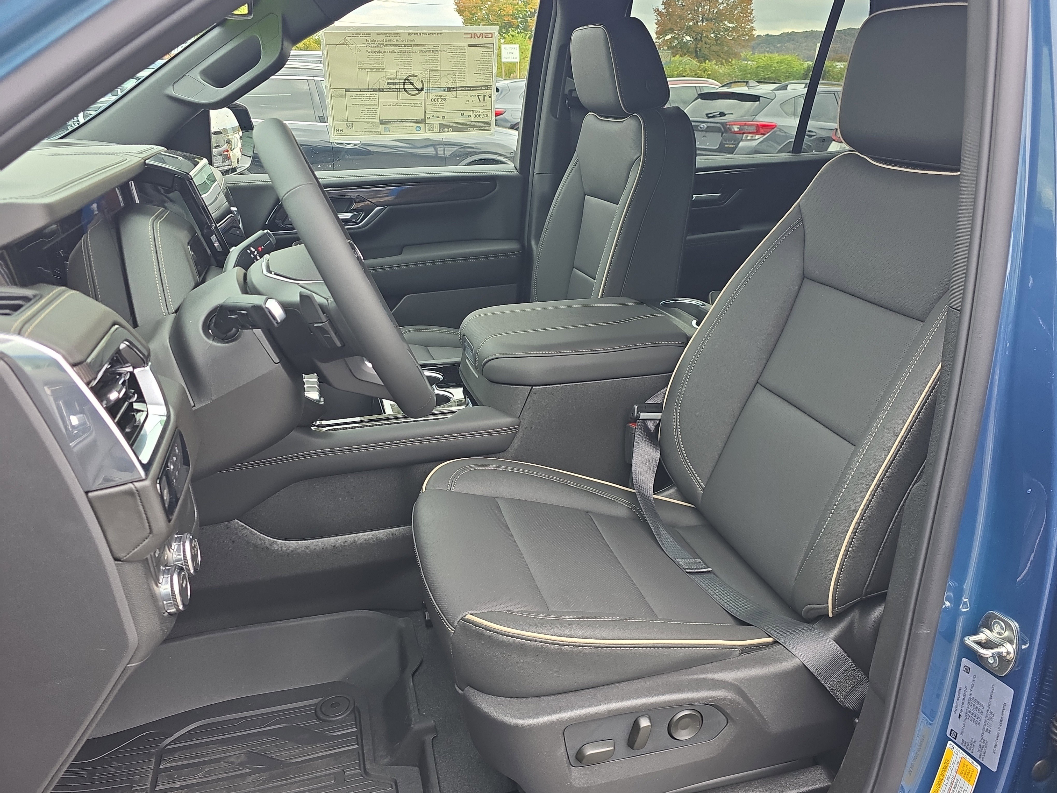 New 2026 GMC Yukon Elevation w/ LPO, Floor Liner Package image 11