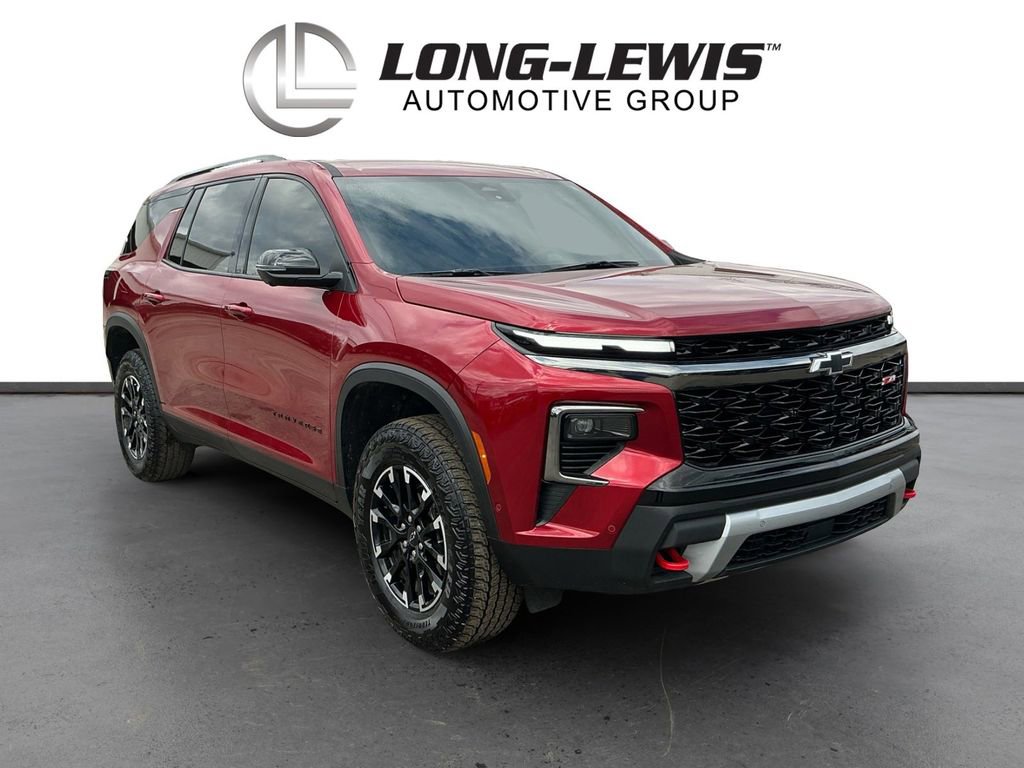 Used 2024 Chevrolet Traverse Z71 w/ Enhanced Driving Package image 10