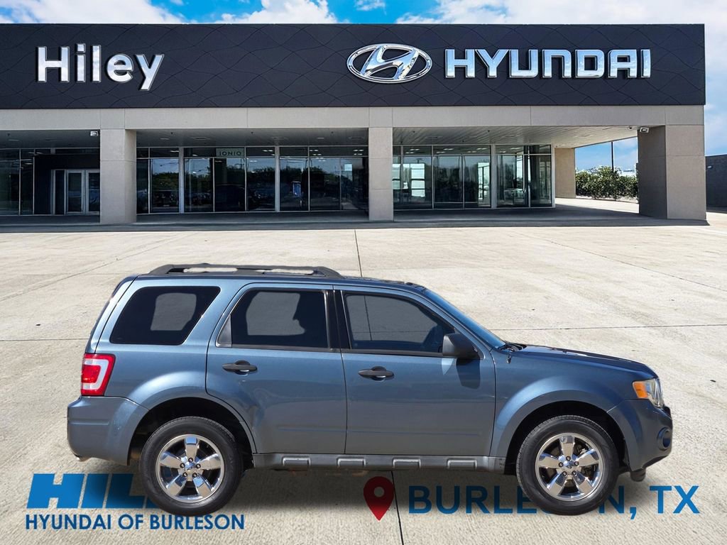 Used 2010 Ford Escape XLT image 3