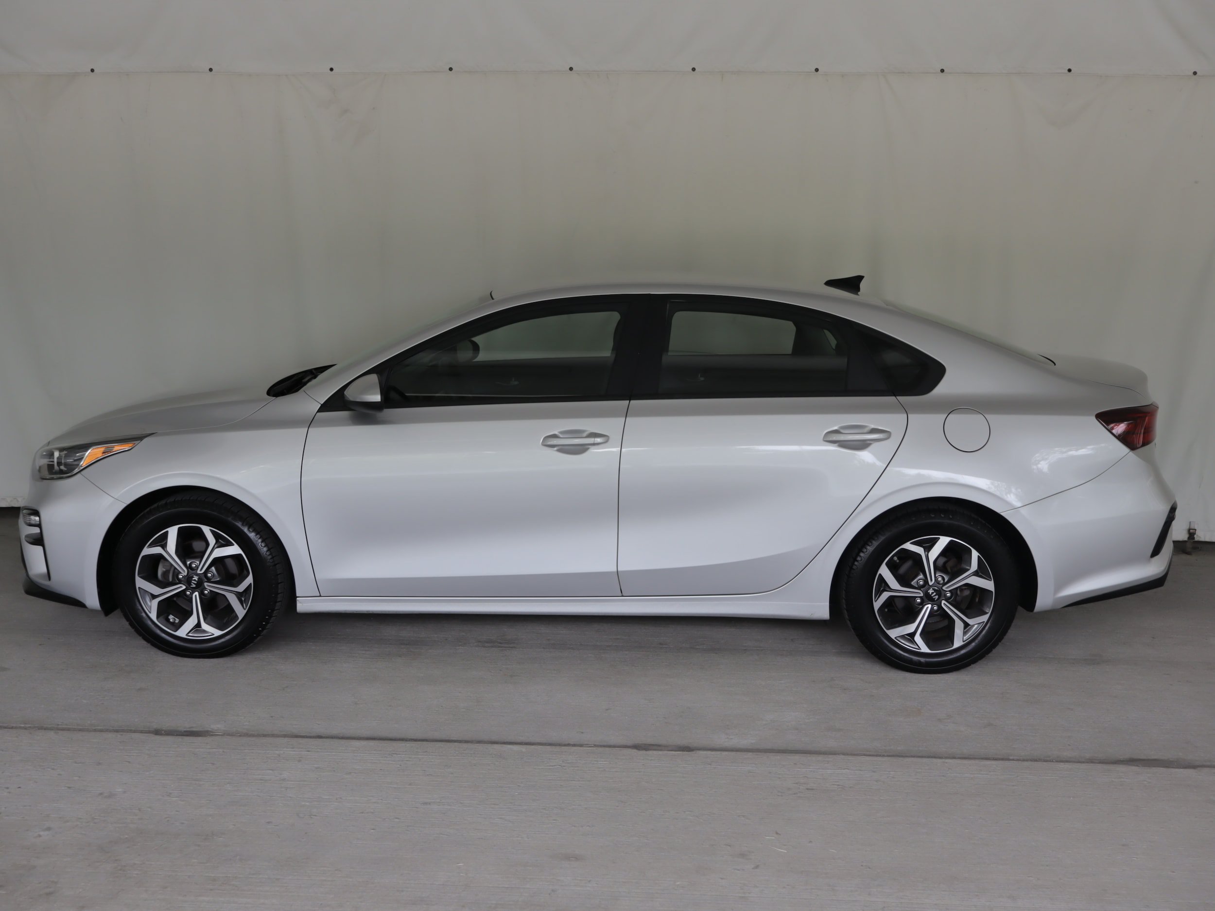 Used 2019 Kia Forte LXS FWD image 19