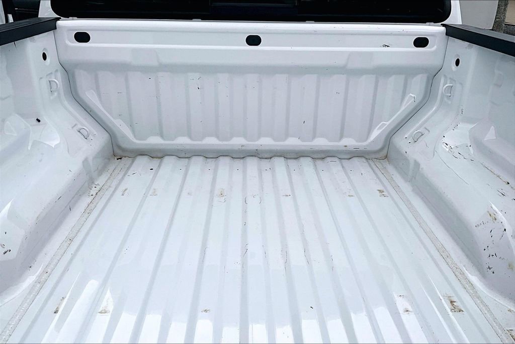 Used 2024 GMC Canyon AT4 image 24