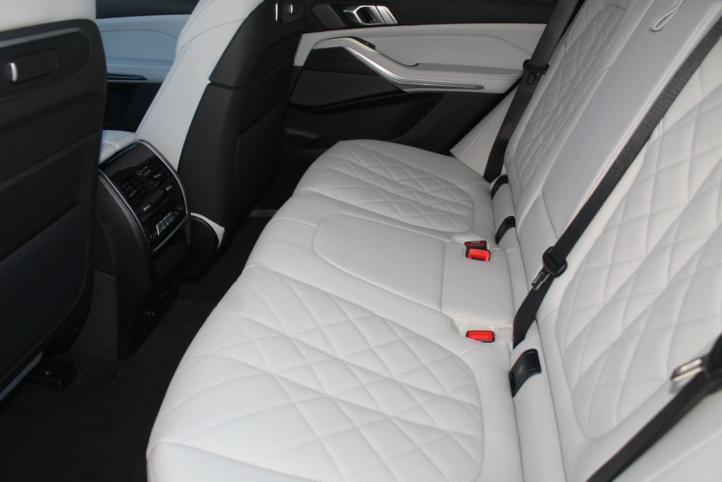 New 2026 BMW X5 xDrive40i AWD/4WD image 22