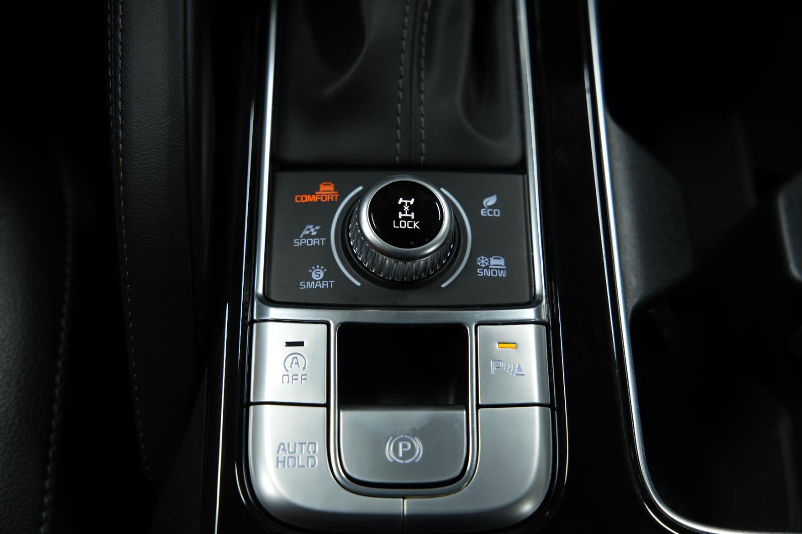 Used 2023 Kia Telluride EX w/ EX Captain's Chair Package image 40