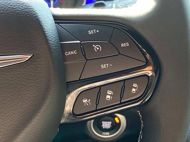 Used 2023 Chrysler Pacifica Touring-L w/ S Appearance Package image 22