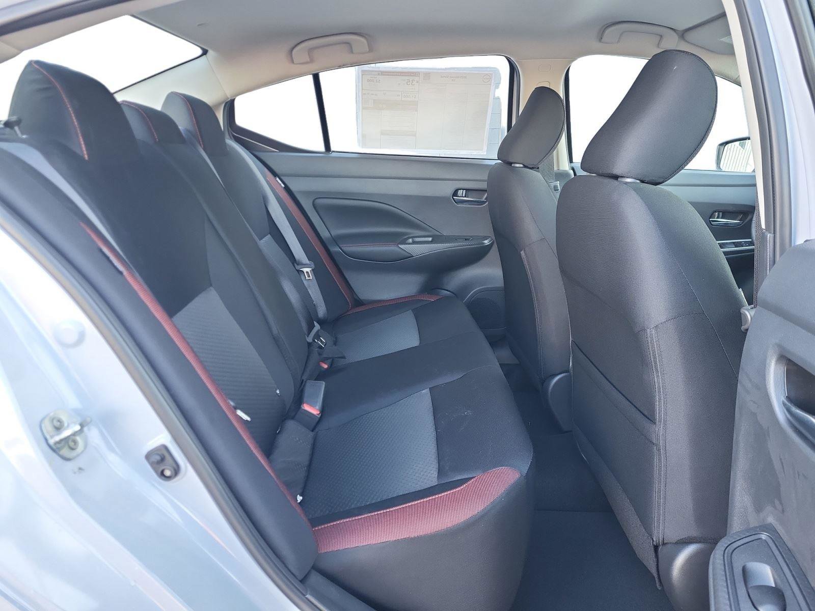 New 2025 Nissan Versa SR w/ Trunk Package image 22