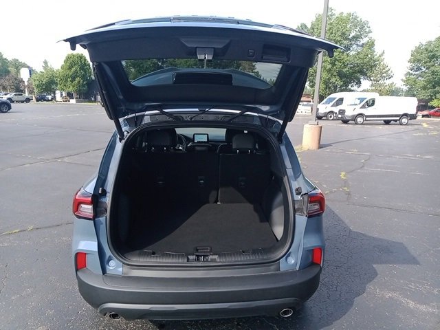 New 2025 Ford Escape ST-Line Elite image 32