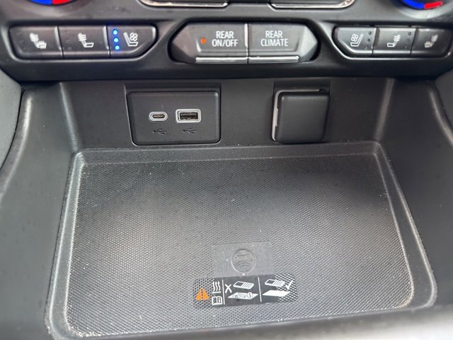 Used 2022 Chevrolet Suburban High Country image 24