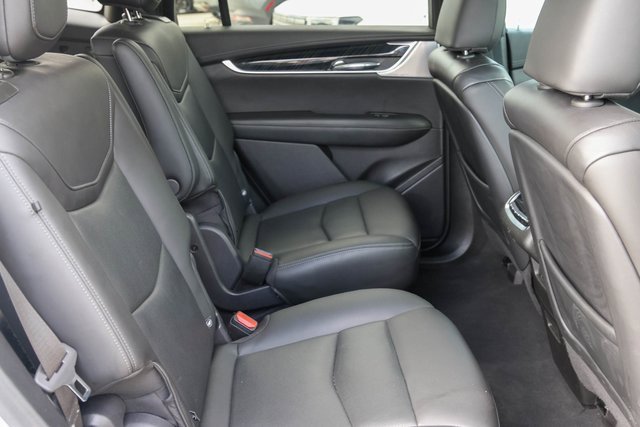 Used 2023 Cadillac XT6 Premium Luxury w/ Technology Package image 20