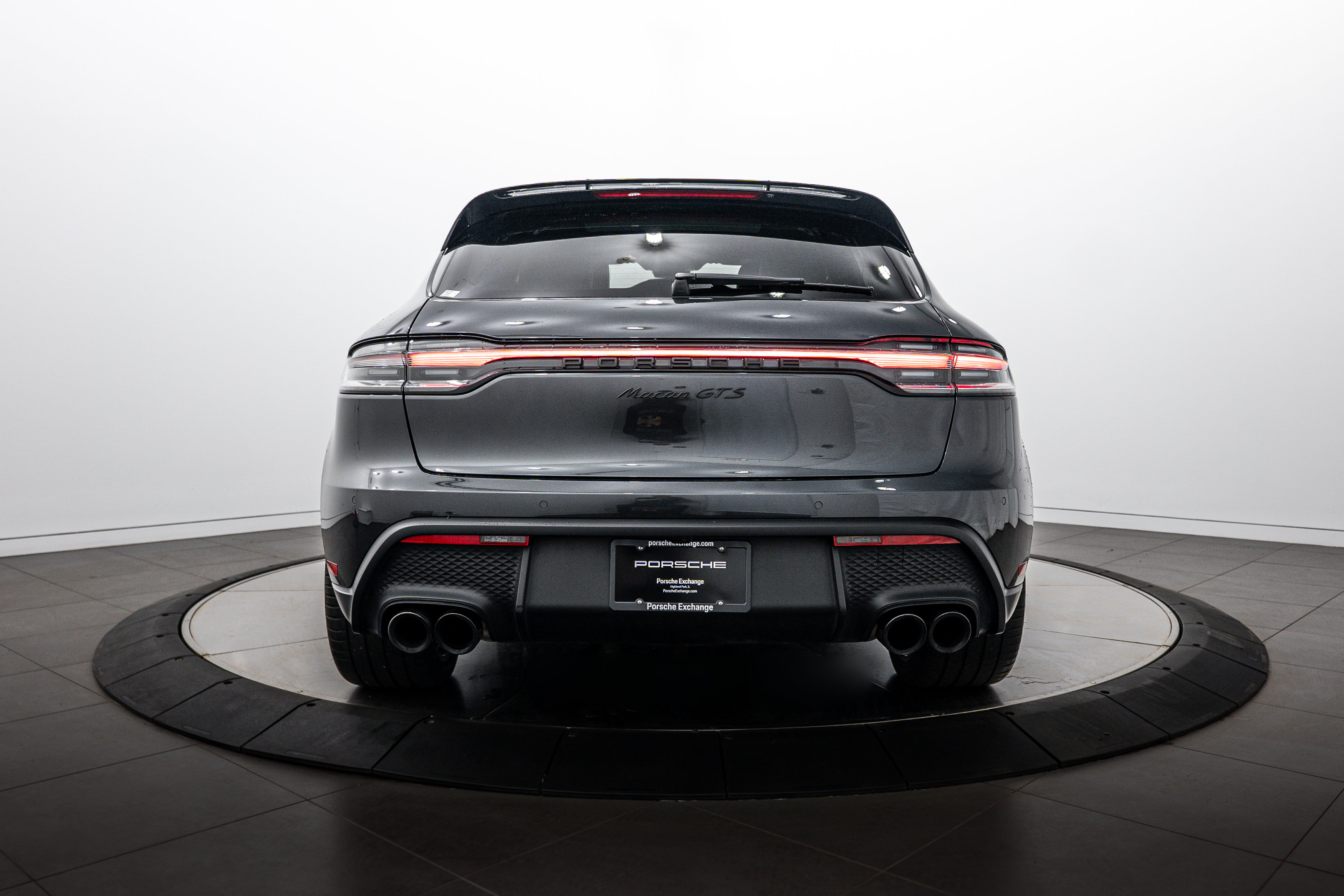 Certified 2024 Porsche Macan GTS AWD/4WD image 6