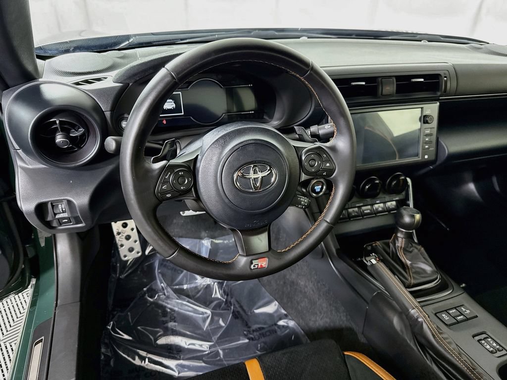 Certified 2025 Toyota GR86 Hakone Edition RWD image 4