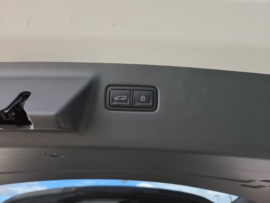 New 2026 Hyundai Santa Fe SEL FWD image 33