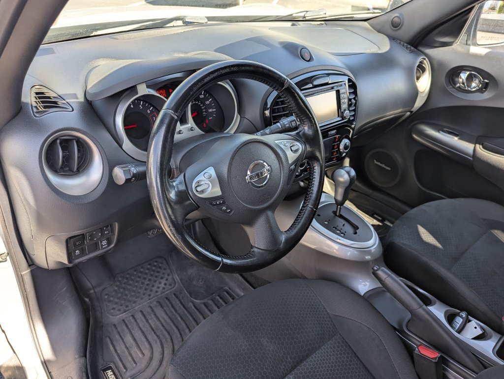 Used 2015 Nissan Juke SV w/ Technology Package AWD/4WD image 13