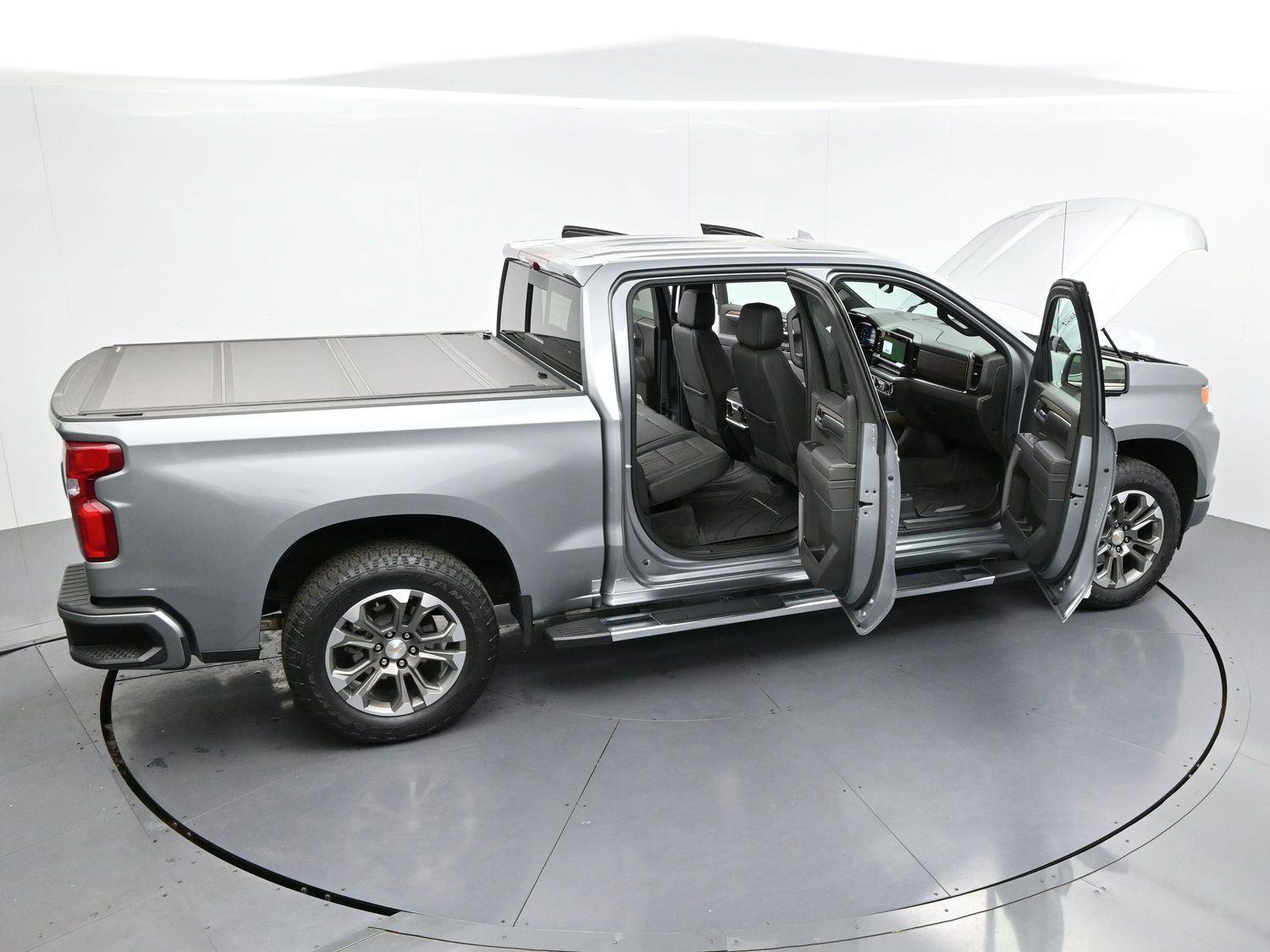Used 2025 Chevrolet Silverado 1500 High Country w/ Technology Package AWD/4WD image 42