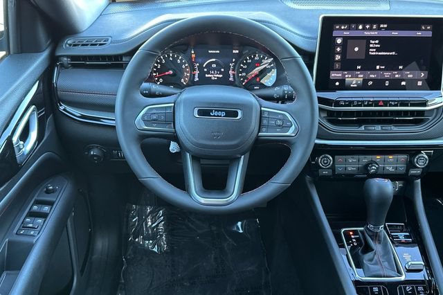 New 2026 Jeep Compass Trailhawk AWD/4WD image 15