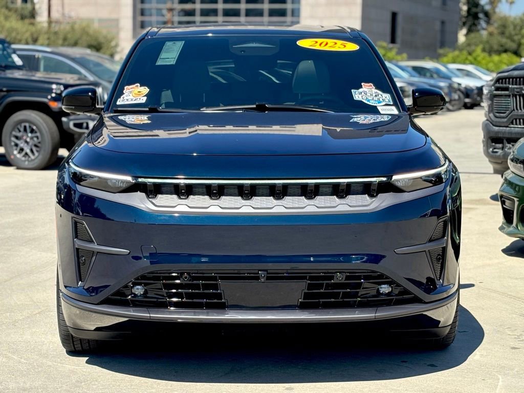 Used 2025 Jeep Wagoneer S Limited image 8