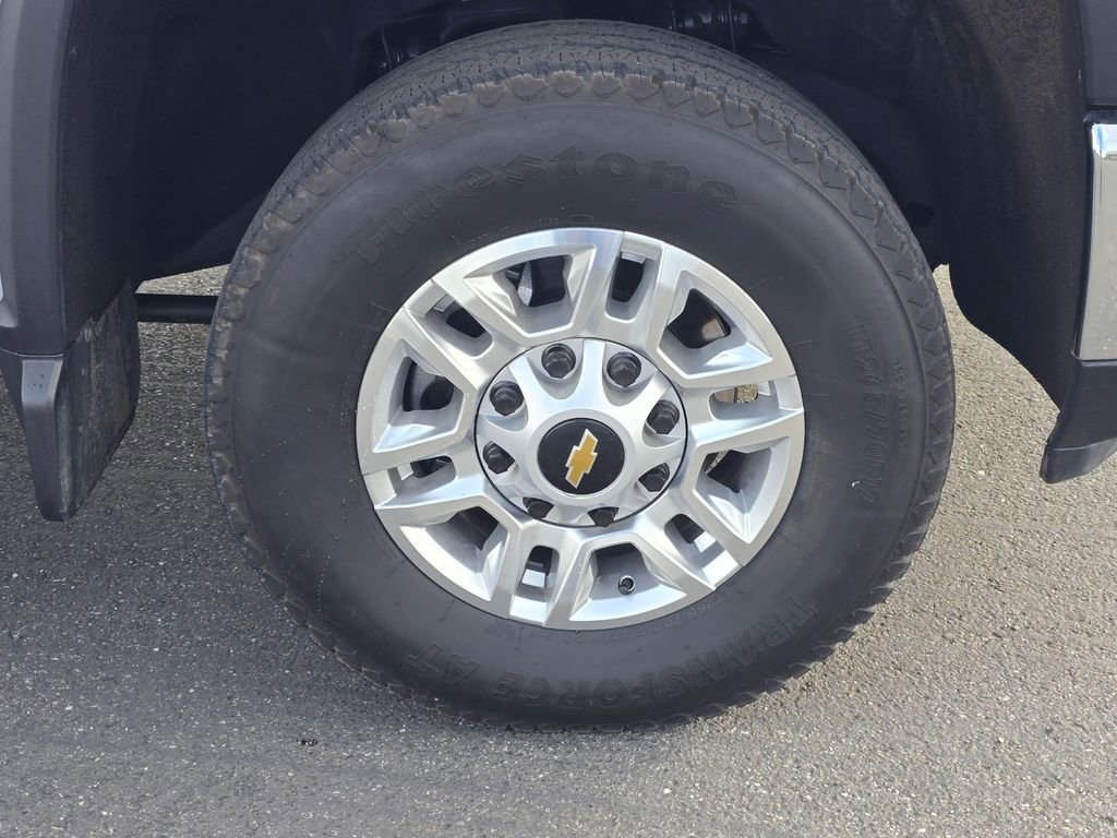 Used 2025 Chevrolet Silverado 2500 LT w/ Convenience Package AWD/4WD image 9