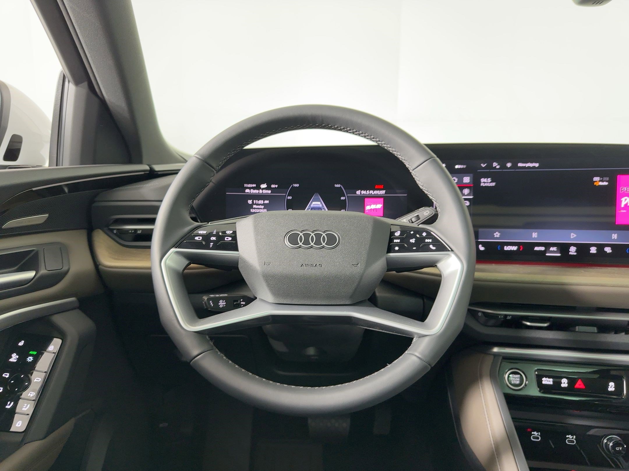 New 2025 Audi Q5 Premium Plus image 22