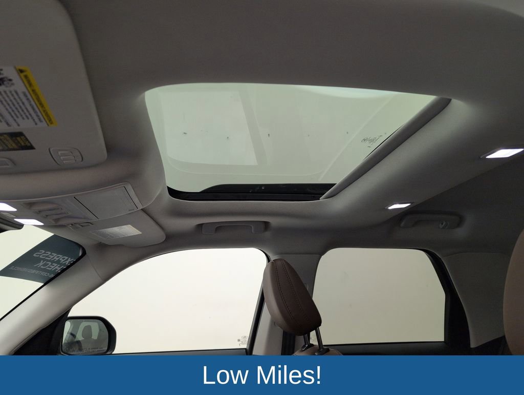 Certified 2025 Ford Bronco Sport Outer Banks w/ Outer Banks Tech Package+ AWD/4WD image 8