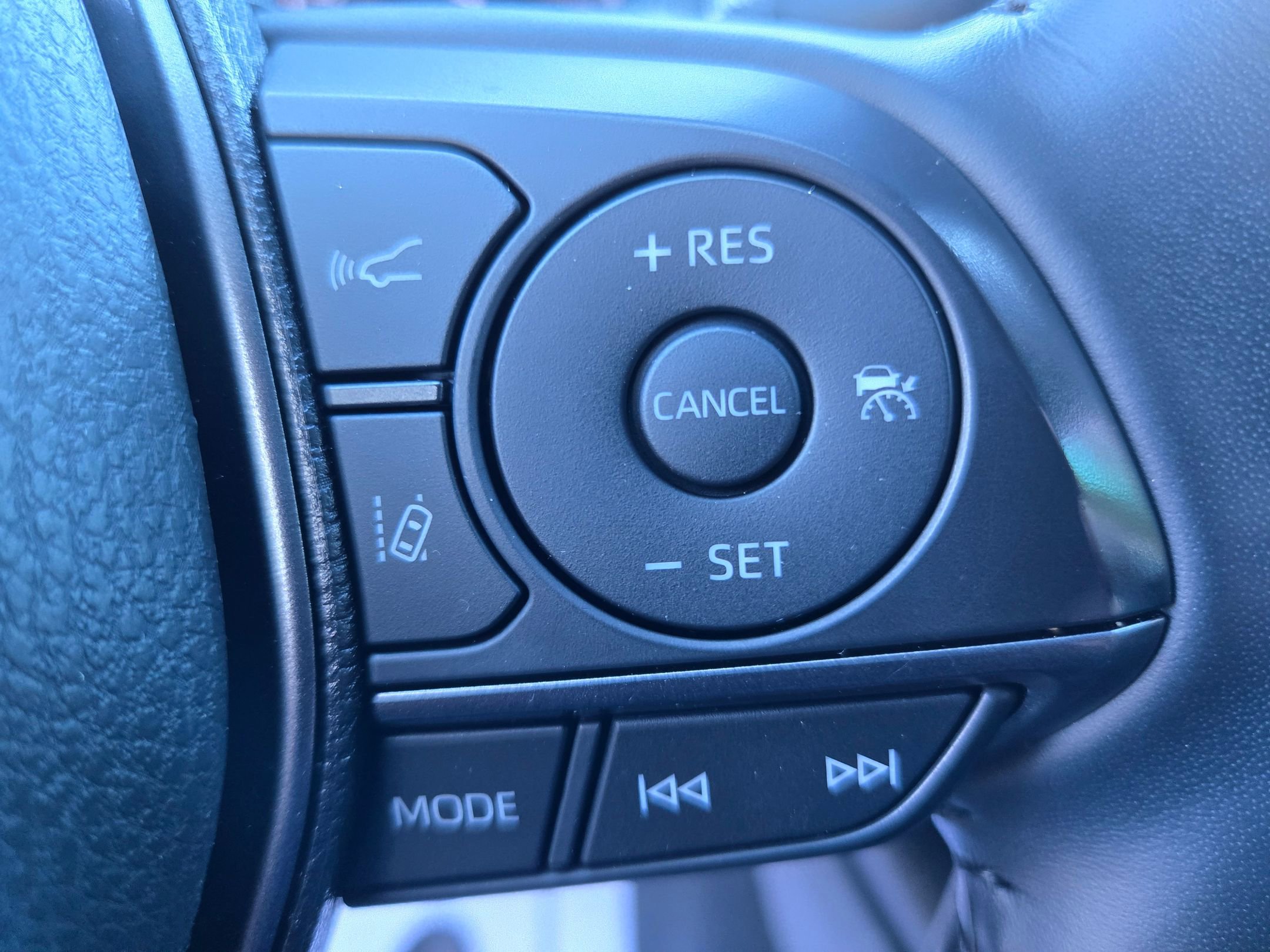 Used 2023 Toyota Camry SE image 20