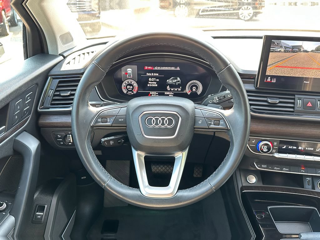 Used 2023 Audi Q5 2.0T Premium Plus w/ Premium Plus Package AWD/4WD image 11