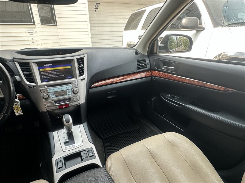 Used 2012 Subaru Outback 3.6R Limited AWD/4WD image 46